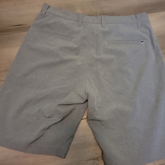 Travis‎ Mathew Golf Shorts - Picture 2 of 4